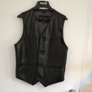 Wilsons Supple Leather Black Vest Classic Sleeveless Design